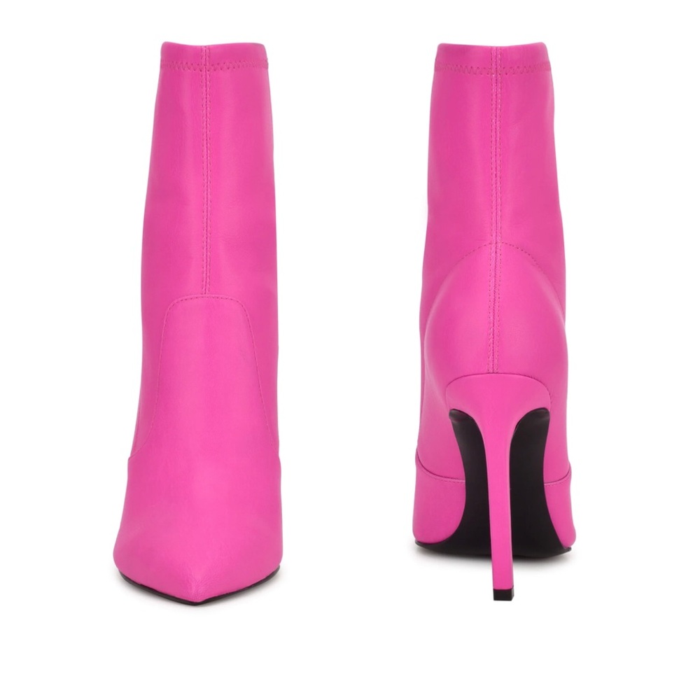 NWT Nine West Neon Pink Pull on Boots